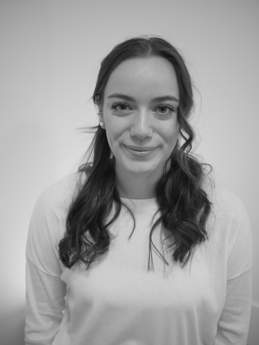 Julia Fernandez Pestonit, M.Sc., HP 
und Dorothea Prodinger-Glöckl, B.Sc. (Assistenz) 
